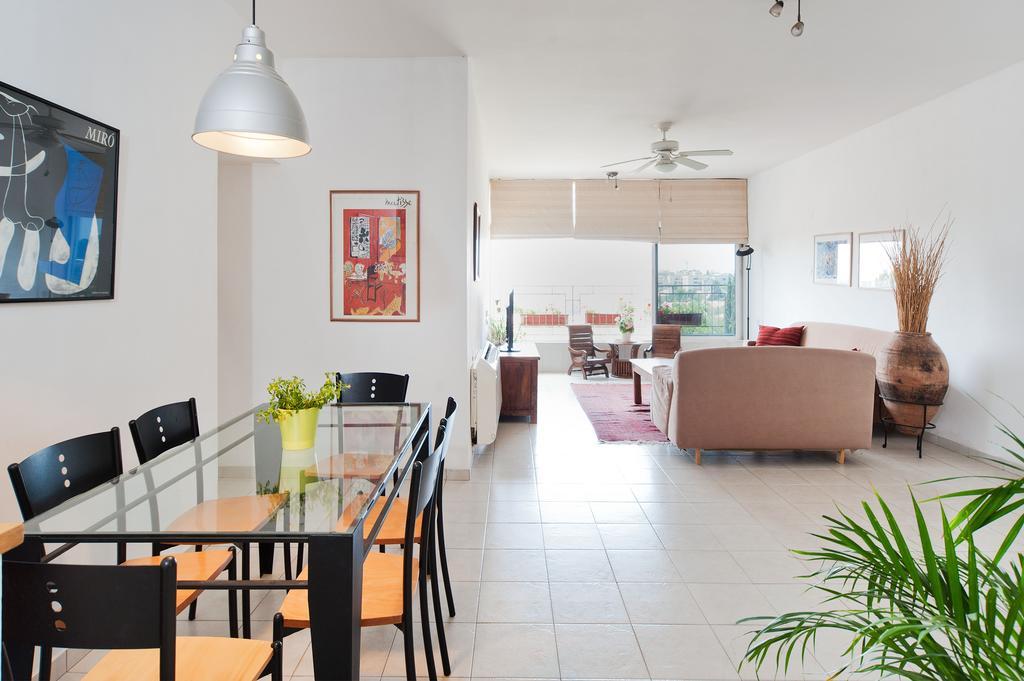 Kfar Saba View Apartment Værelse billede